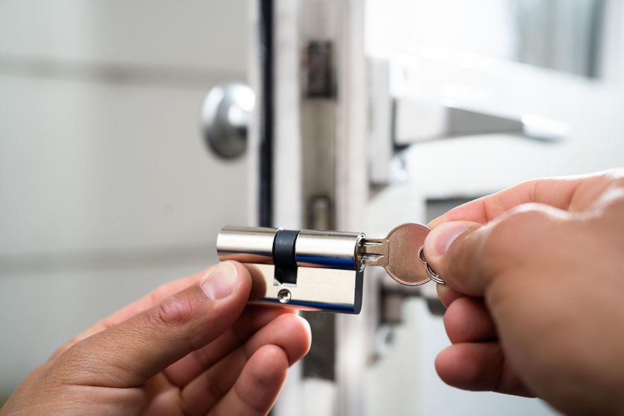Remplacement d'un cylindre de serrure